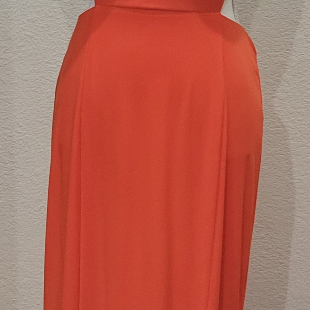 Perfect prom dress or dress for formal affair